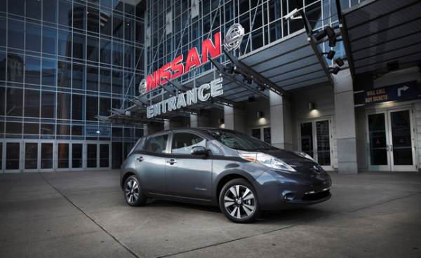Nissan-Leaf 2013 po-evtin otdelen lizing bateria