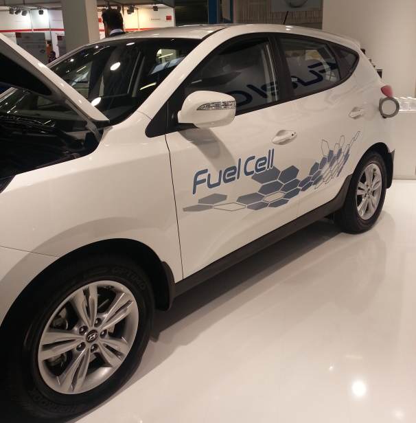 Познатият SUV на Hyundai - ix35, е на много високо техническо ниво и вероятно ще е с доста високи 'водородни' продажби