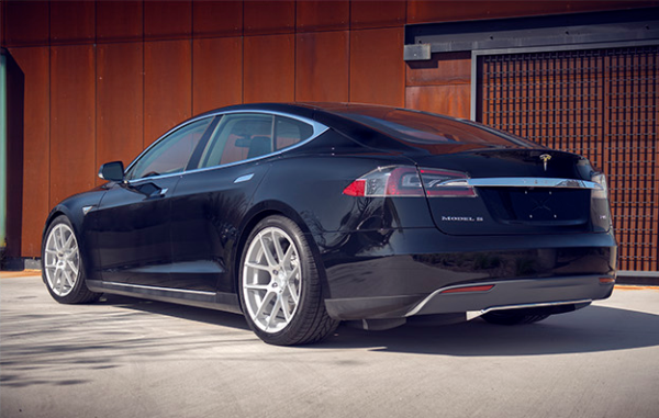 tesla_model_s_performance_plus_tuning_paket