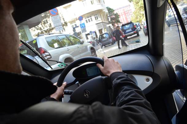 renault twizy test drive ecarsb