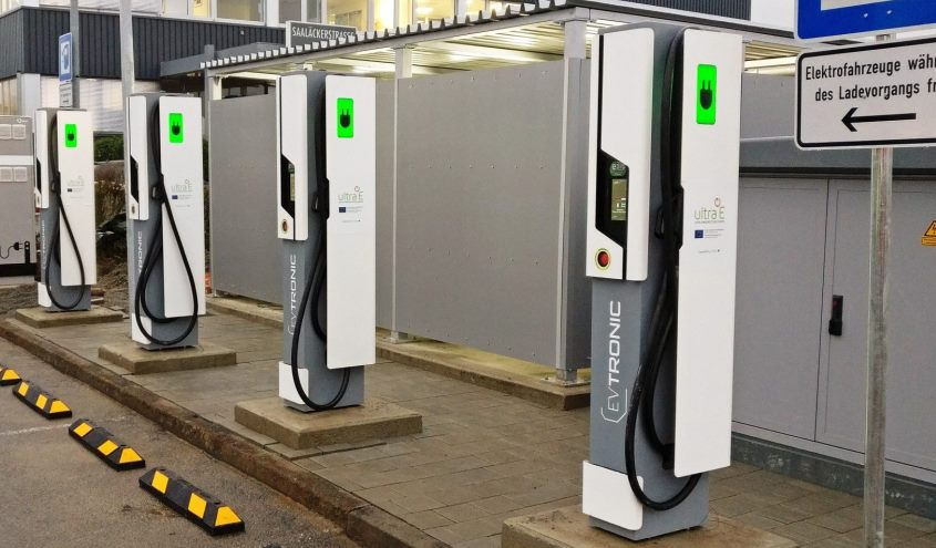 ultra_e_charging_station
