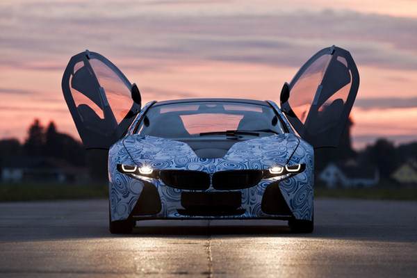 BMW има концептуални електромобили с футуристична визия