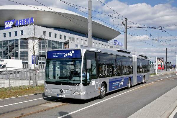Електрически Mercedes-Benz Citaro G Bluetec Hybrid автобус