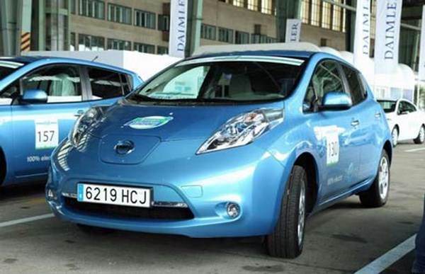 Без изненади - приз за градска кола Nissan Leaf