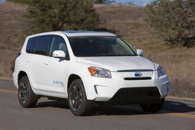 toyota-rav4-ev-2012-right