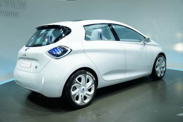 2012-Renault-Zoe-electric-3