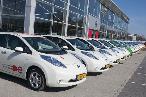 През 2012 и 2013 Nissan LEAF ще се предлага в повечето държави в Европа